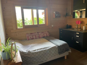 Studio 1 pièce situé dans un chalet